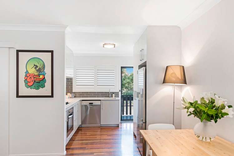 Second view of Homely unit listing, 3/19 Lindsay Street, Hawthorne QLD 4171