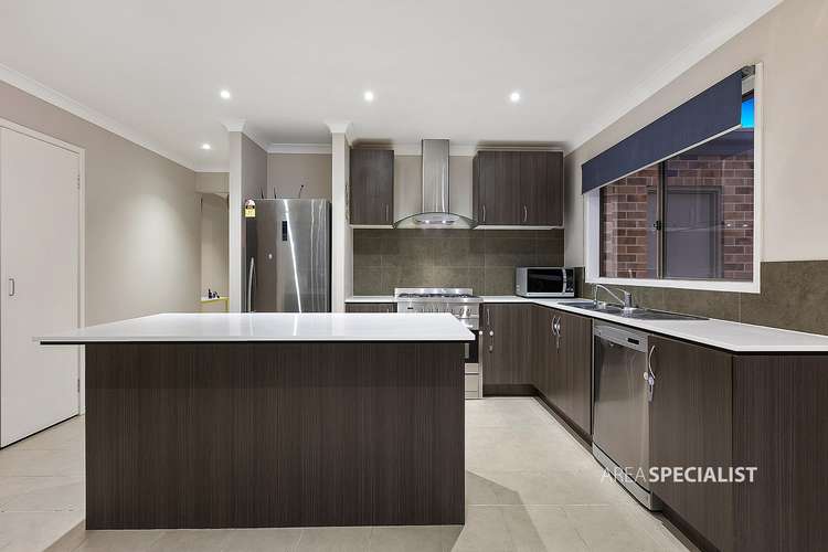 Fifth view of Homely house listing, 7 Livida Circuit, Lyndhurst VIC 3975