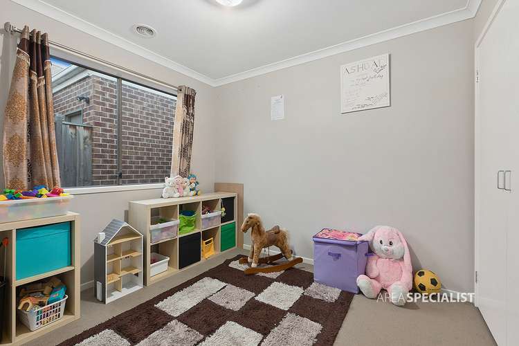 Sixth view of Homely house listing, 7 Livida Circuit, Lyndhurst VIC 3975