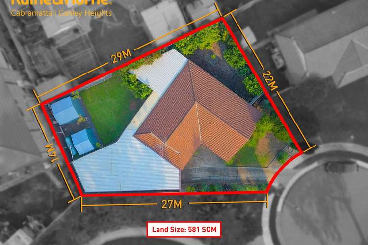 12 LINDUM PLACE, St Johns Park NSW 2176