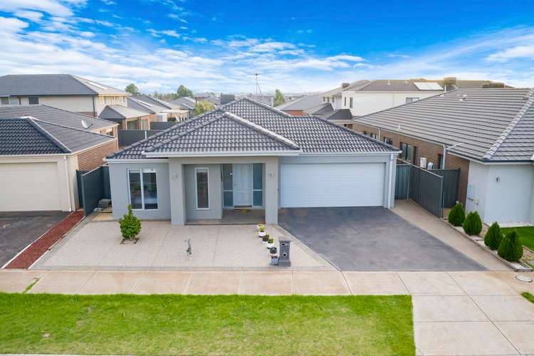 Second view of Homely house listing, 5 Tansy Street, Tarneit VIC 3029