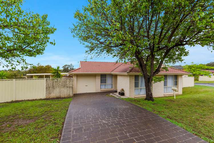 54 Brindabella Drive, Horsley NSW 2530