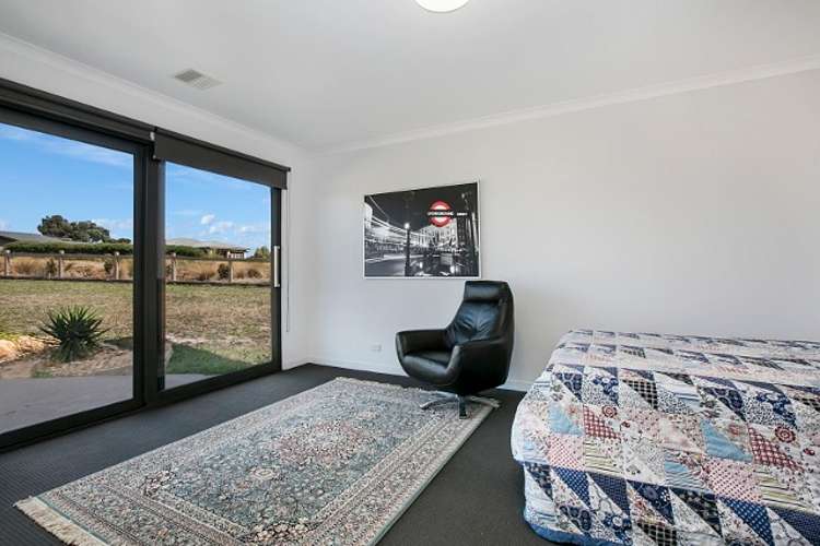 Fourth view of Homely house listing, 8 Holloway Circuit, Botanic Ridge VIC 3977