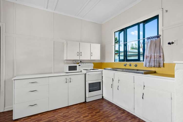 Second view of Homely unit listing, 2/32 Hornibrook Esplanade, Clontarf QLD 4019