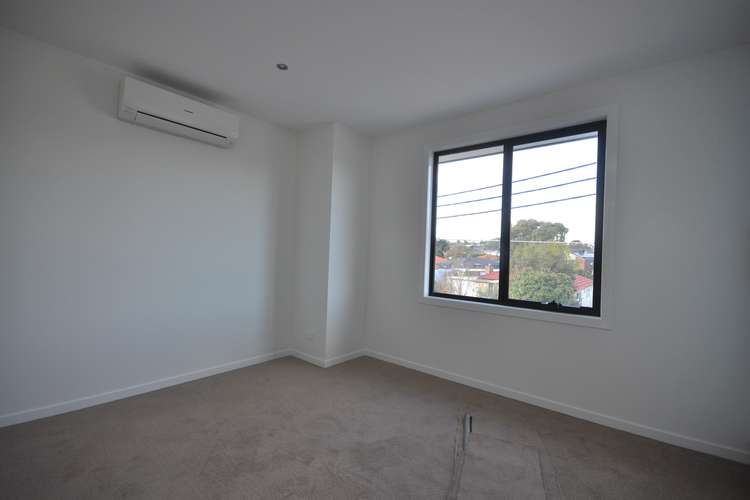 Fourth view of Homely townhouse listing, 37 Margaret Street, Oak Park VIC 3046