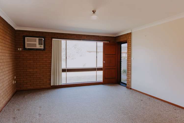 Second view of Homely unit listing, 2/18 Bulolo Street, Ashmont NSW 2650