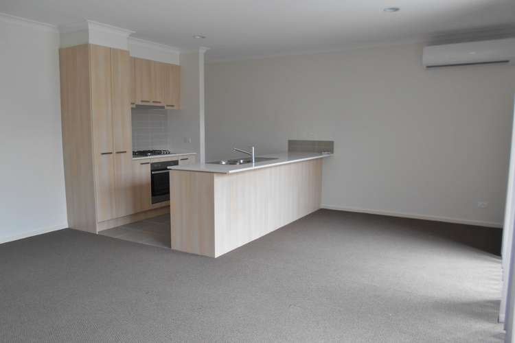 Second view of Homely house listing, 6 Kosciuszko Circuit, Clyde VIC 3978