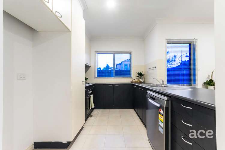Fifth view of Homely house listing, 2 Covent Gardens, Point Cook VIC 3030