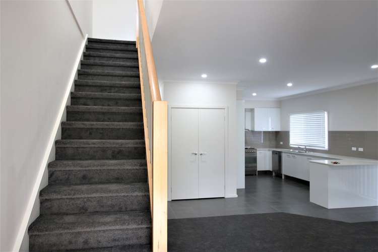 Third view of Homely townhouse listing, 2/7 Golf Road, Rosanna VIC 3084