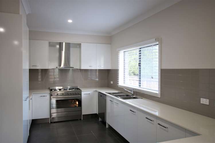Fifth view of Homely townhouse listing, 2/7 Golf Road, Rosanna VIC 3084