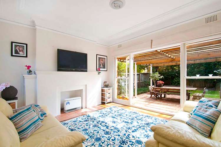 Second view of Homely house listing, 3 Lincoln Avenue, Castlecrag NSW 2068