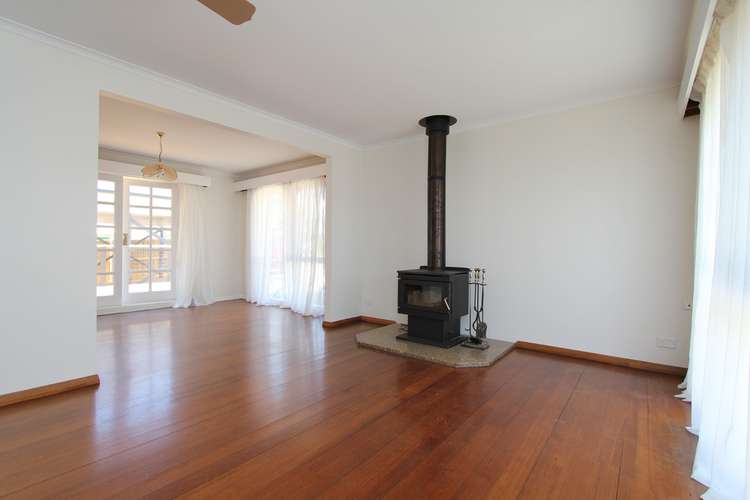 Second view of Homely house listing, 5 Hillview Road, Brown Hill VIC 3350