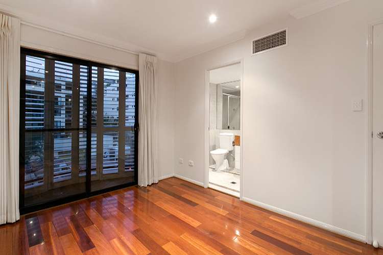 Fifth view of Homely apartment listing, 309/36 Macdonald Street, Kangaroo Point QLD 4169