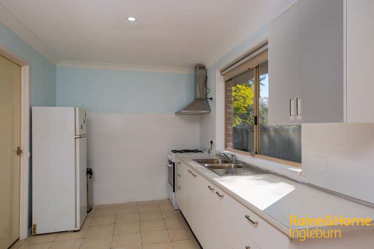 Fifth view of Homely house listing, 6 MARL PLACE, Eagle Vale NSW 2558