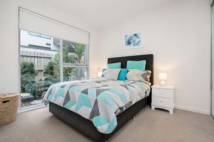 Sixth view of Homely apartment listing, 6/323 Charman Road, Cheltenham VIC 3192