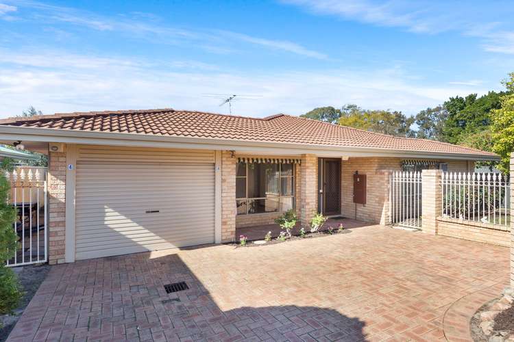 Main view of Homely house listing, 4/12 Latham Street, Alfred Cove WA 6154