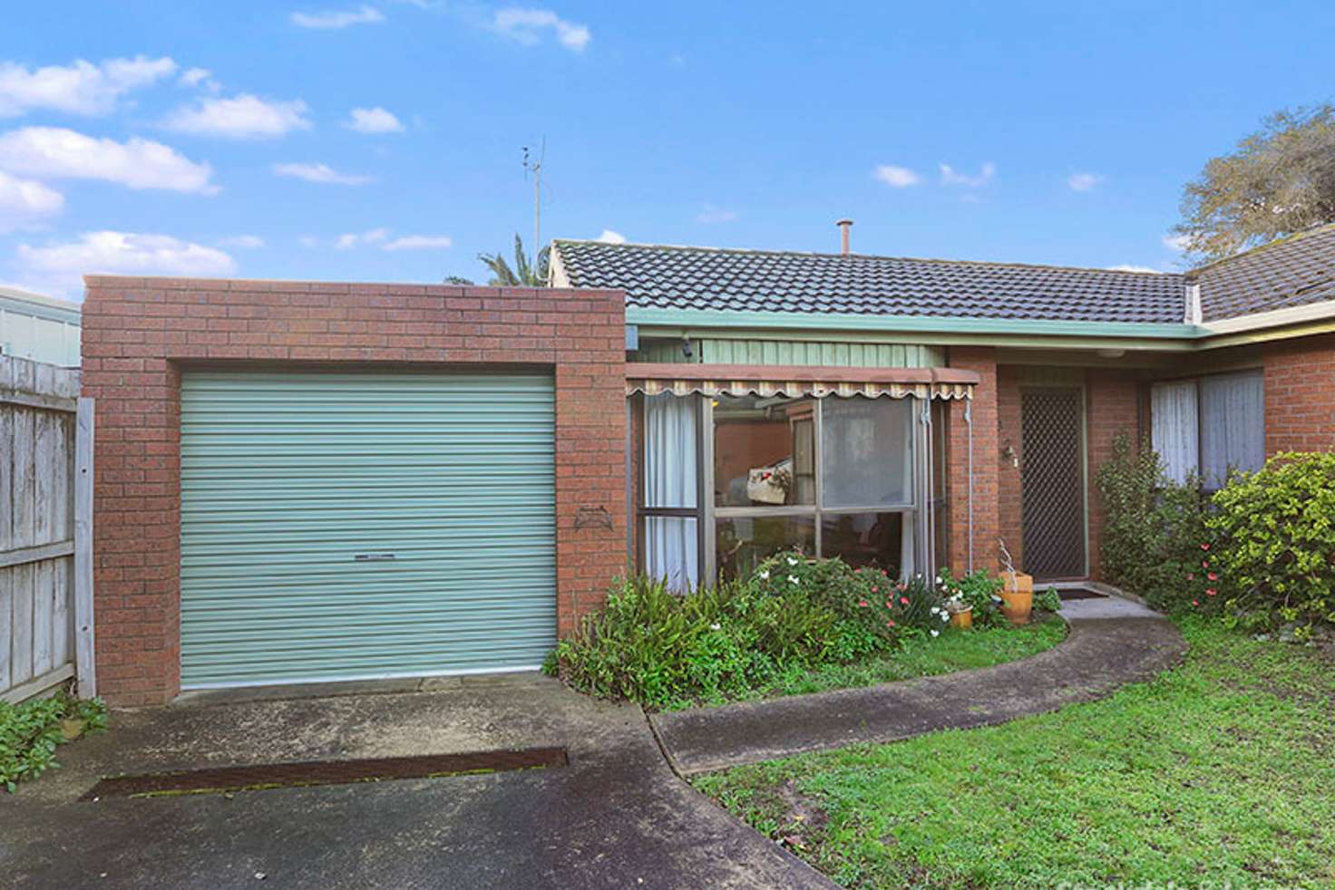 Main view of Homely unit listing, 3/27 Pinecrest Drive, Highton VIC 3216