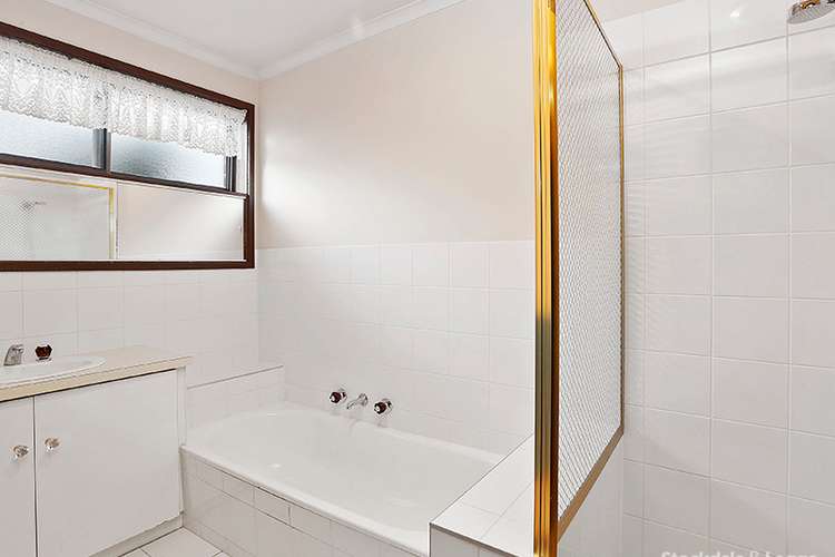 Fifth view of Homely unit listing, 3/27 Pinecrest Drive, Highton VIC 3216