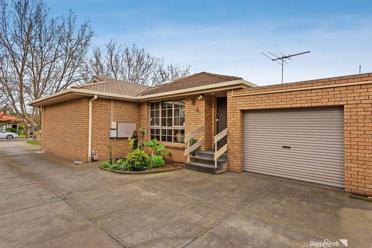 Main view of Homely unit listing, 2/20 Vauxhall Road, Northcote VIC 3070