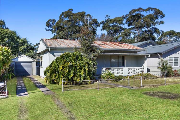 Second view of Homely house listing, 8 Echuca Road, Empire Bay NSW 2257