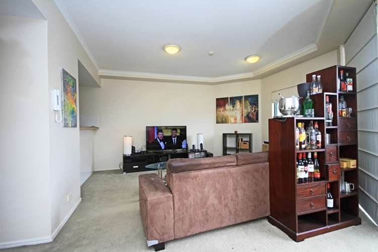 Third view of Homely apartment listing, 19/10 Goodwin Street, Kangaroo Point QLD 4169