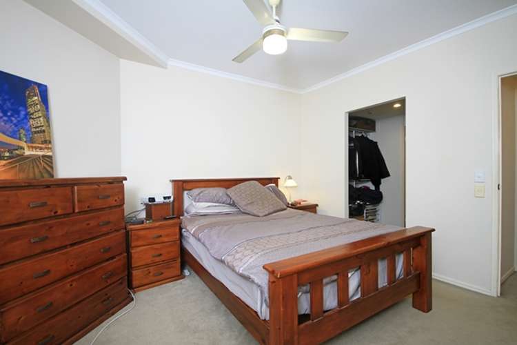 Seventh view of Homely apartment listing, 19/10 Goodwin Street, Kangaroo Point QLD 4169