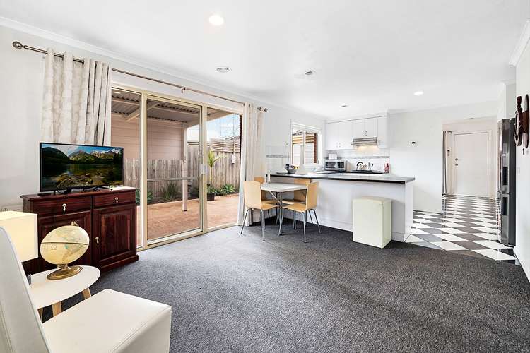 Fifth view of Homely house listing, 3 Calais Circuit, Cranbourne West VIC 3977
