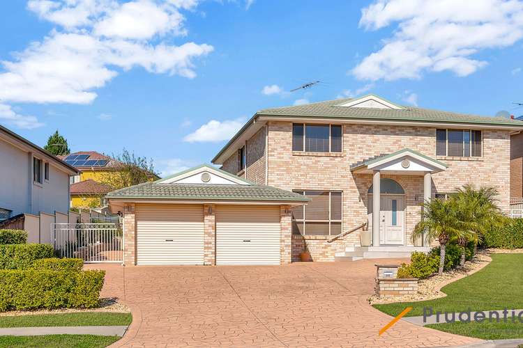 86 Greenway Drive, West Hoxton NSW 2171