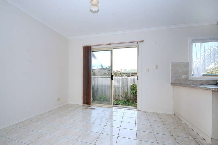 Fourth view of Homely townhouse listing, 2/124 Wilson Street, Cheltenham VIC 3192