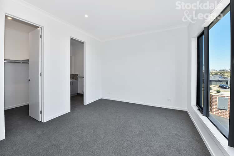 Third view of Homely house listing, 1/10 Peas Hill Court, Attwood VIC 3049