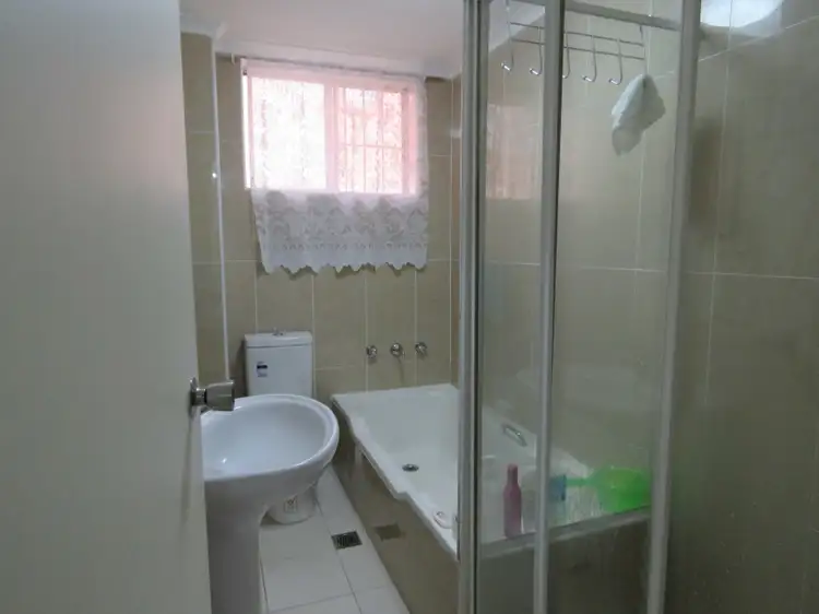 Seventh view of Homely unit listing, 2/116 Wattle Ave, Carramar NSW 2163