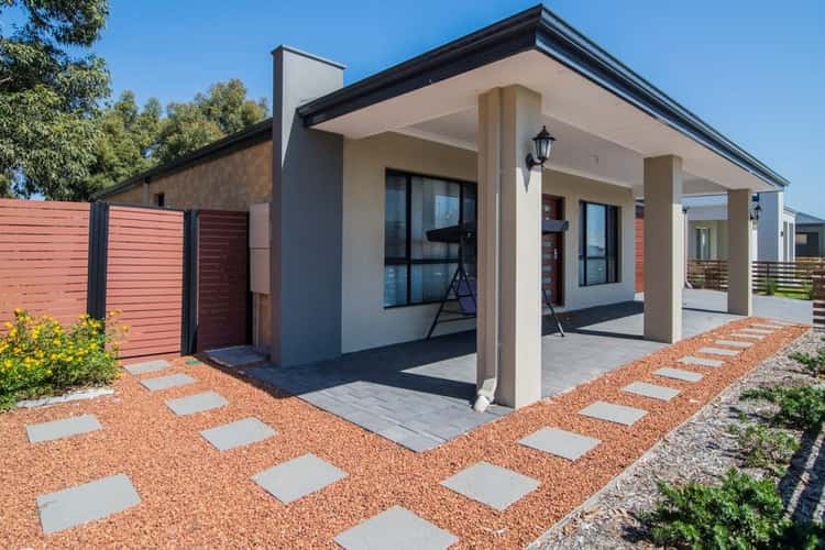 Fourth view of Homely house listing, 7 Banyoles Circuit, Champion Lakes WA 6111