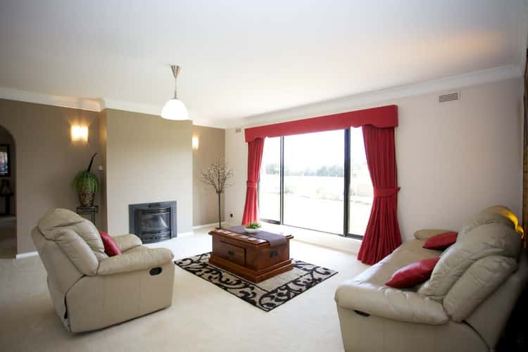 Sixth view of Homely house listing, 2 Duff Street, Horsham VIC 3400