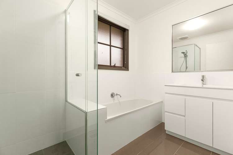 Fifth view of Homely unit listing, 2/12 Beleura Avenue, Vermont VIC 3133