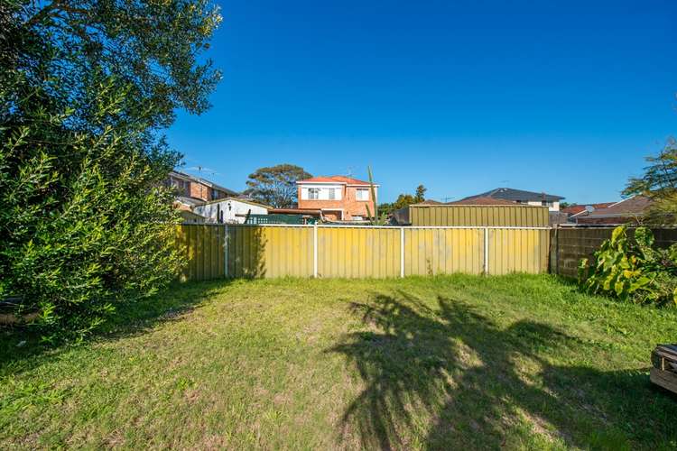 Second view of Homely house listing, 197 Franklin Street, Chifley NSW 2036