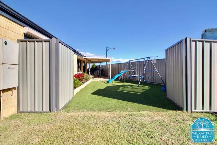Second view of Homely house listing, 2 Grafton Rise, Baldivis WA 6171