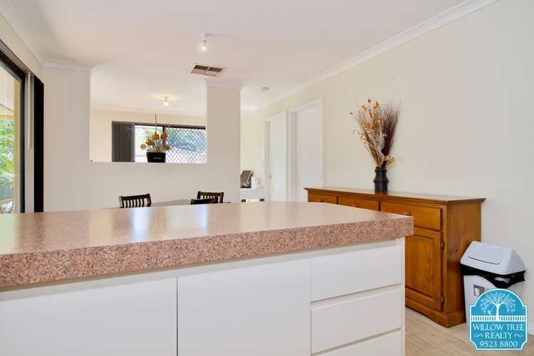 Seventh view of Homely house listing, 6 Moysey Court, Parmelia WA 6167