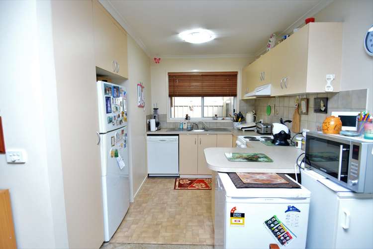 Second view of Homely unit listing, Unit 2/39 Barry Street, Echuca VIC 3564