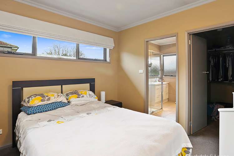 Fourth view of Homely house listing, 2 Emerald Court, Belmont VIC 3216
