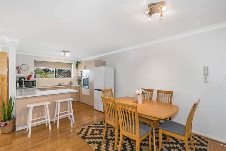 Fifth view of Homely house listing, 2/11 Mayfield Road, Carina QLD 4152