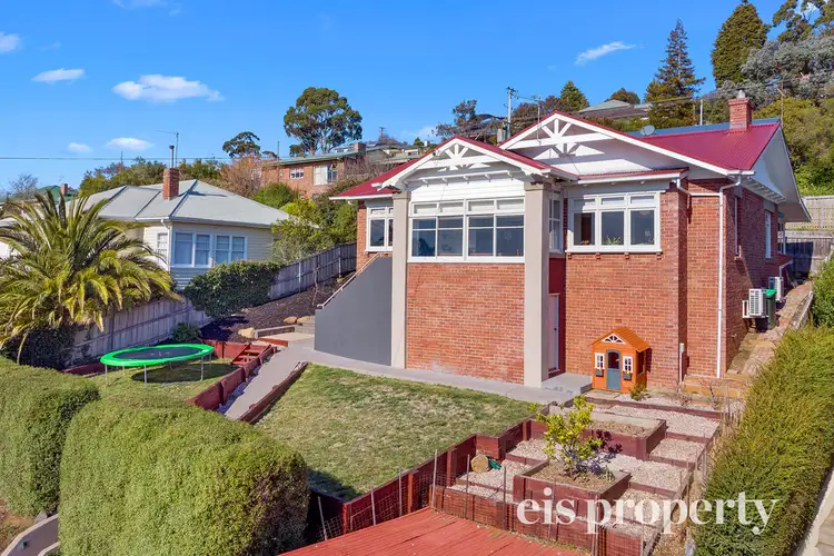 18 Gordon Avenue, Mount Stuart TAS 7000