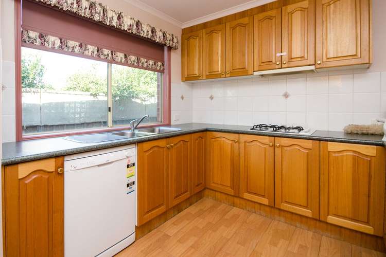 Second view of Homely house listing, 6 Comfrey Court, Baranduda VIC 3691