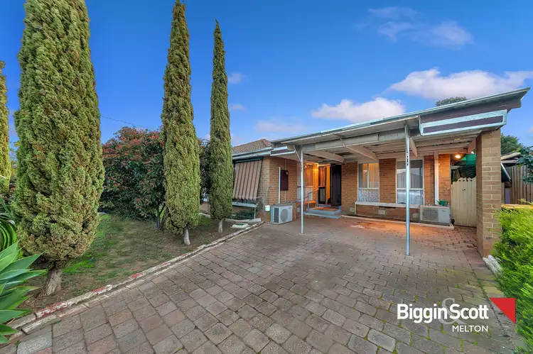 2 Blackwood Drive
