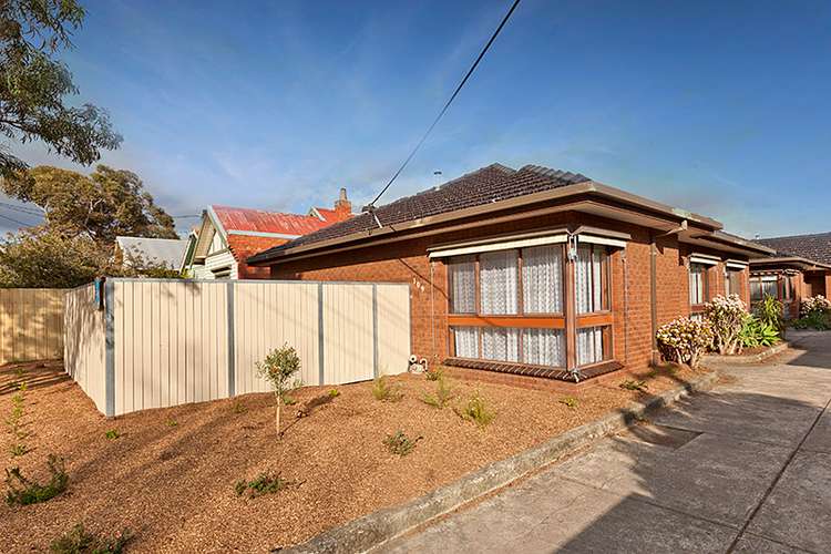 Main view of Homely unit listing, 1/109 Normanby Avenue, Thornbury VIC 3071