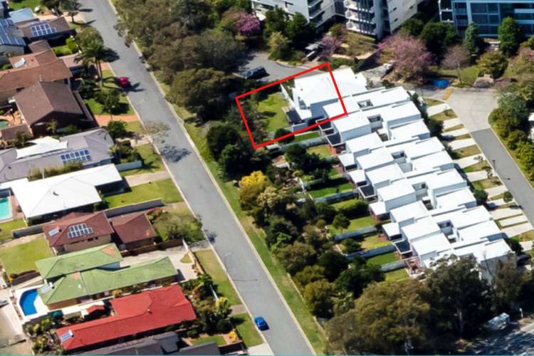 Second view of Homely villa listing, 26/323 Bayview Street, Hollywell QLD 4216