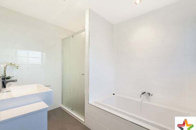 Sixth view of Homely villa listing, 26/323 Bayview Street, Hollywell QLD 4216
