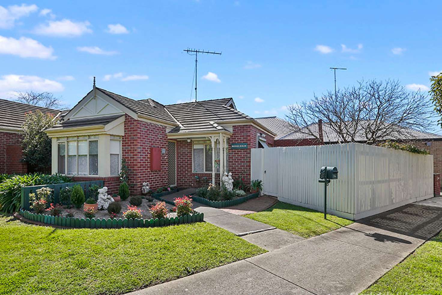 Main view of Homely unit listing, 10 Hawthorn Avenue, Belmont VIC 3216