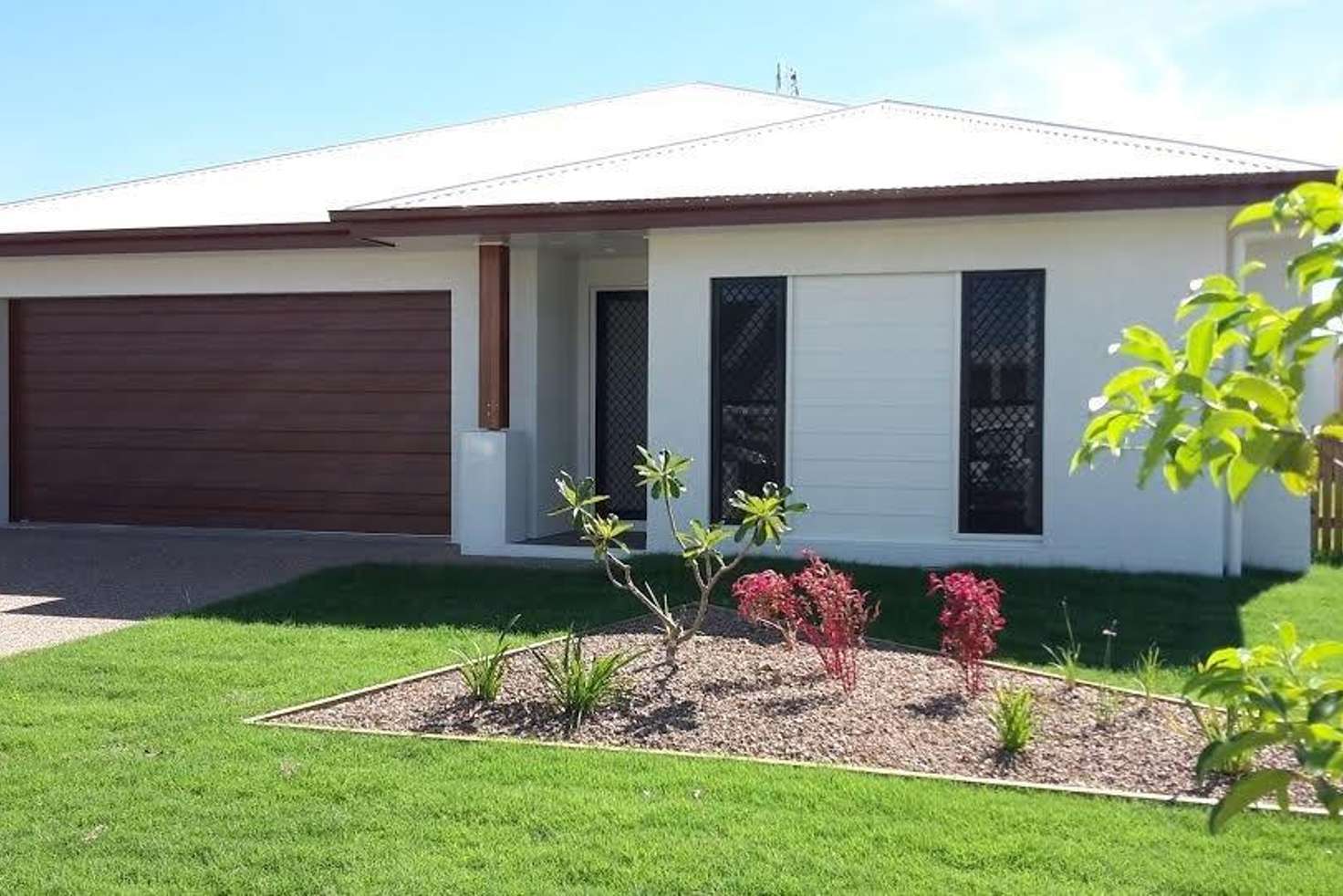 Main view of Homely house listing, 32 MESA CIRCUIT, Cosgrove QLD 4818