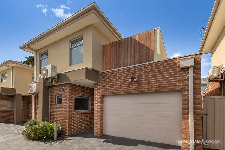 Main view of Homely townhouse listing, 2/128 Middle Street, Hadfield VIC 3046