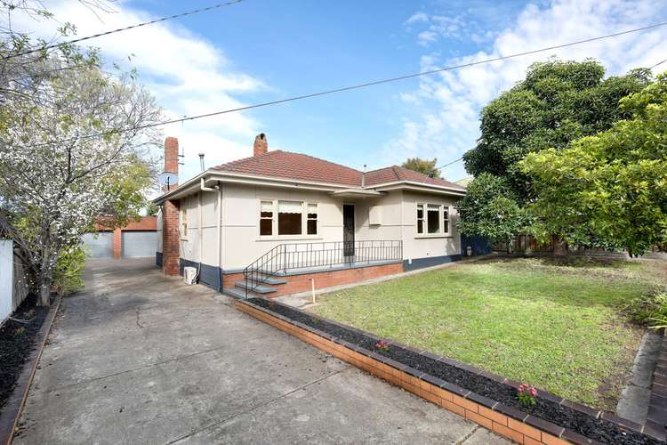 Main view of Homely house listing, 3 Quamby Avenue, Hamlyn Heights VIC 3215